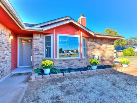 641 NE 15th St, Moore, OK 73160 photo 8
