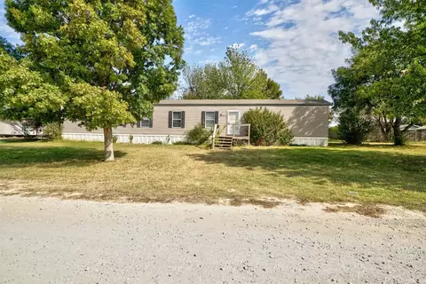 101 Savannah Pl, Shawnee, OK 74804
