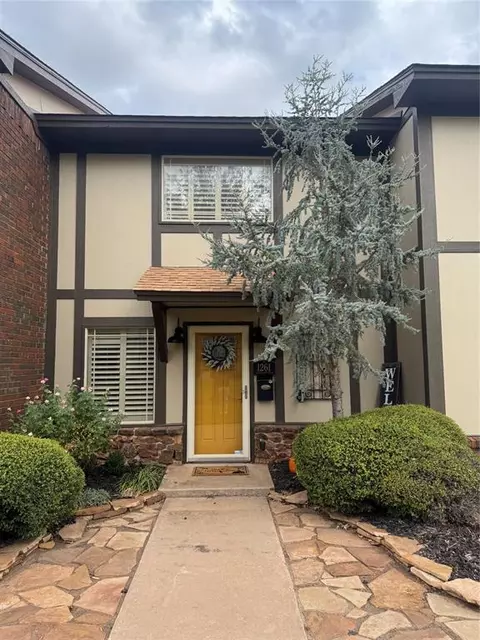 1261 Canterbury Blvd, Altus, OK 73521