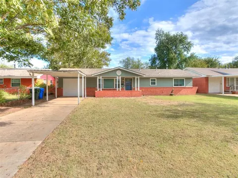 1001 N Berry Rd, Norman, OK 73069
