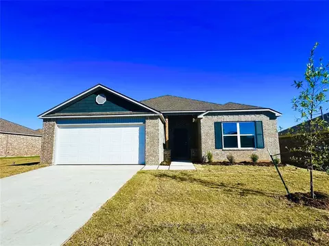 21225 River Mist Dr, Harrah, OK 73045