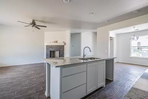 1403 Coffey Dr, Perry, OK 73077 photo 8