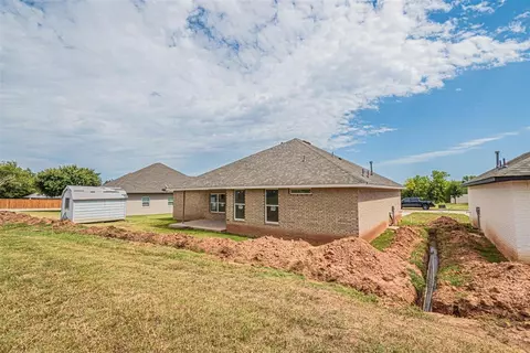 1403 Coffey Dr, Perry, OK 73077 photo 23