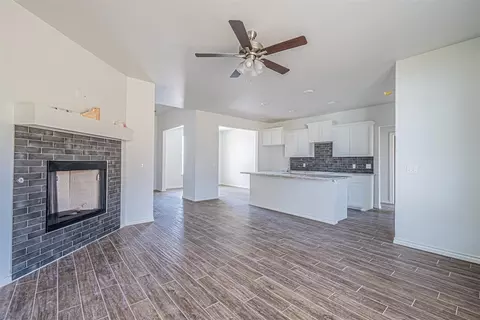 1403 Coffey Dr, Perry, OK 73077 photo 9