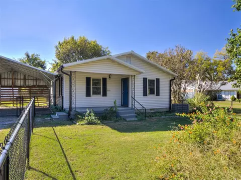214 E Mcgee St, Eufaula, OK 74432 photo 2