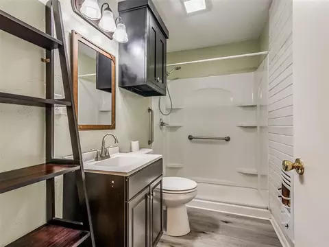 214 E Mcgee St, Eufaula, OK 74432 photo 24