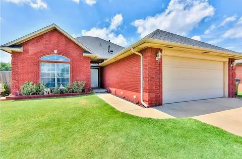 1317 Sunrise Dr, Moore, OK 73160