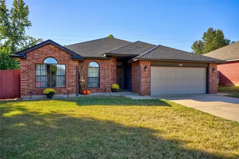904 NW 168th St, Edmond, OK 73012