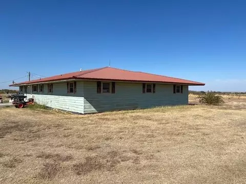 24064 E 1410 Rd, Mountain View, OK 73062 photo 3