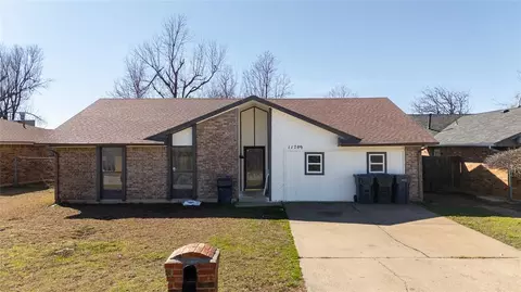 11709 N Lee Pl, Oklahoma City, OK 73114