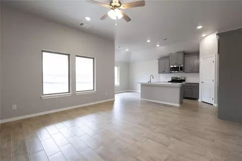 8408 Hazelwood Way, Edmond, OK 73034