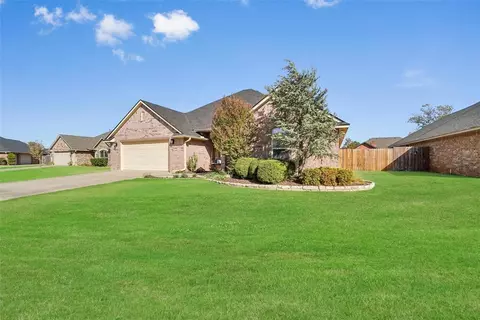 3708 Regal Dr, Altus, OK 73521 photo 4