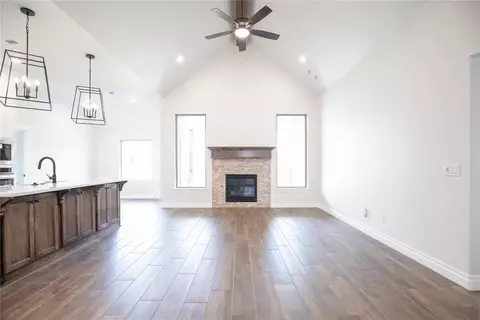 9312 NW 118th Ter, Yukon, OK 73099