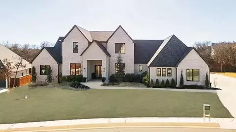 3100 Blackstone Dr, Edmond, OK 73034