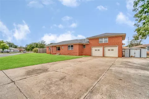 501 E Navajoe Rd, Altus, OK 73521 photo 2