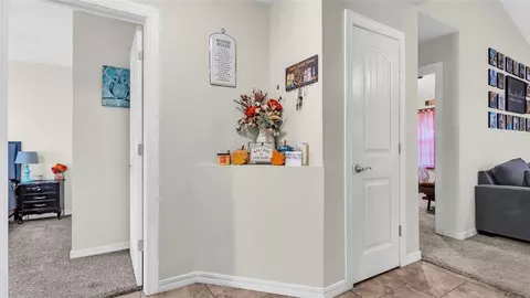 932 E Gardena, Ada, OK 74820 photo 4
