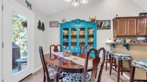932 E Gardena, Ada, OK 74820 photo 8
