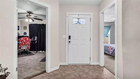 932 E Gardena, Ada, OK 74820 photo 3