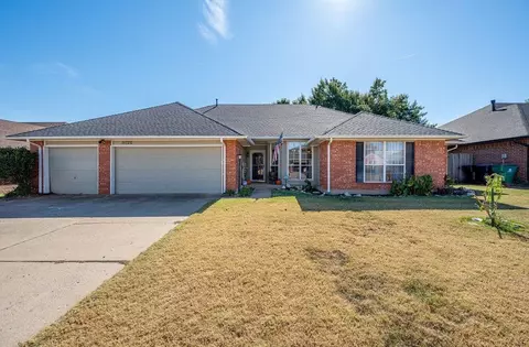 11720 Silver Sun Dr, Oklahoma City, OK 73162