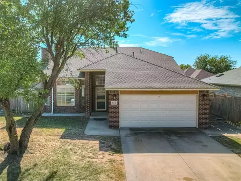612 SW 150th St, Oklahoma City, OK 73170