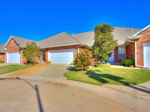 502 Russell Ter, Mustang, OK 73064