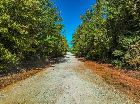 21 Tony Dr, Mcloud, OK 74851 photo 4