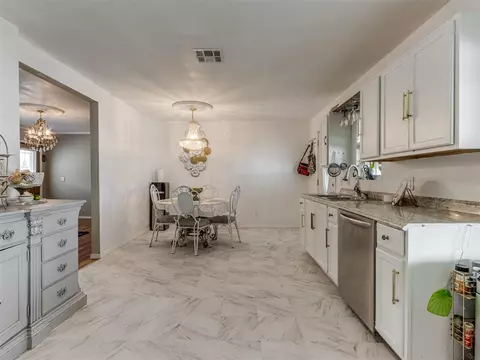 1817 Ina Mae Ave, Del City, OK 73115
