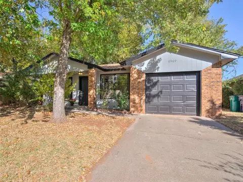 12409 SW 13th St, Yukon, OK 73099