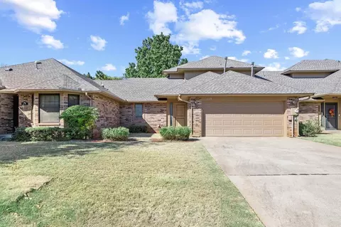 119 Woodbridge Cir, Edmond, OK 73012