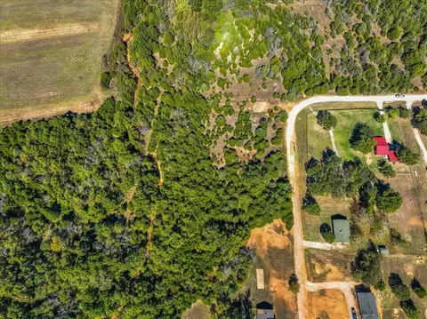 4 Tony Dr, Mcloud, OK 74851 photo 2