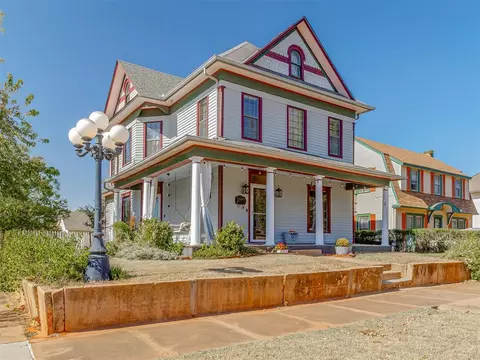123 S Capitol St, Guthrie, OK 73044