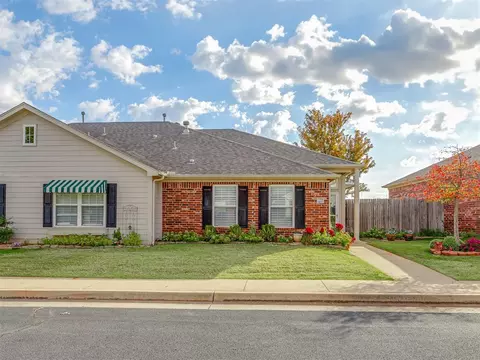 2455 Manchester Dr #58, Oklahoma City, OK 73120