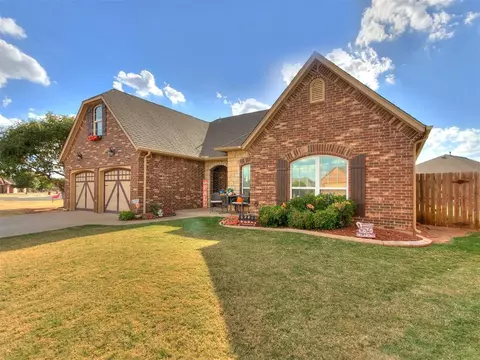 19441 Northpark Ct, Edmond, OK 73012