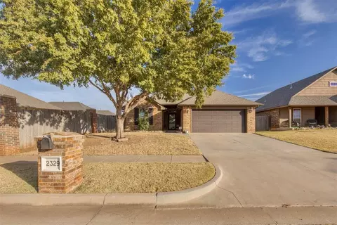 2329 NW 194th St, Edmond, OK 73012