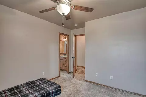 17921 E Reno Ave, Choctaw, OK 73020 photo 30