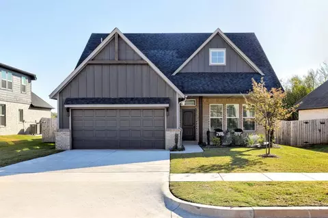2348 Ridge Pine Rd, Edmond, OK 73034