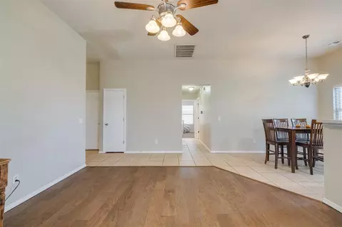 1805 E View Dr, Norman, OK 73071 photo 9