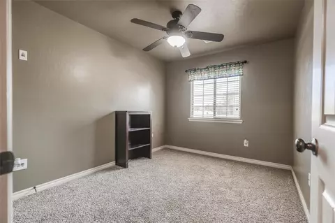 2425 Glenmere Dr, Edmond, OK 73003 photo 23