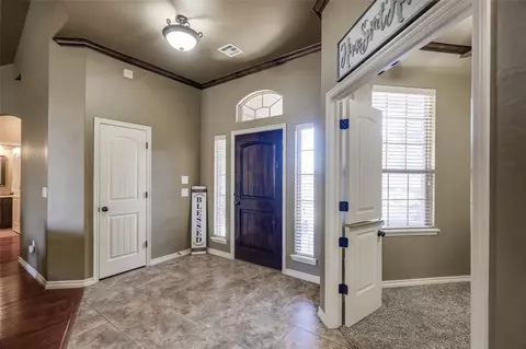 2425 Glenmere Dr, Edmond, OK 73003 photo 4
