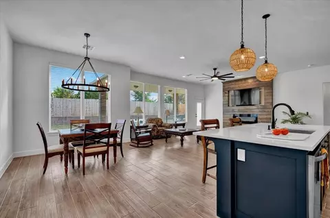 1021 Siena Springs Dr, Norman, OK 73071