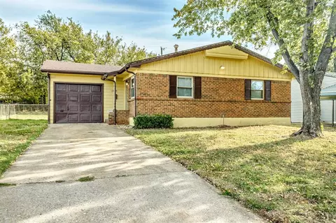 1940 Treat Dr, Midwest City, OK 73110