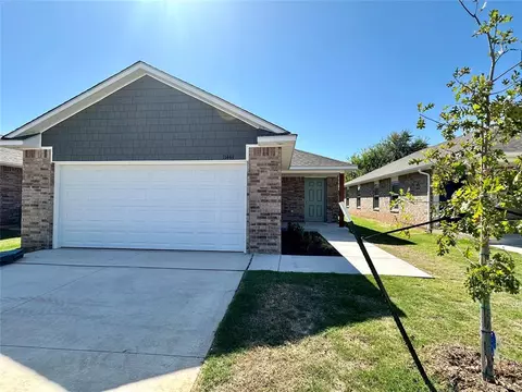 11444 SW 12th St, Yukon, OK 73099