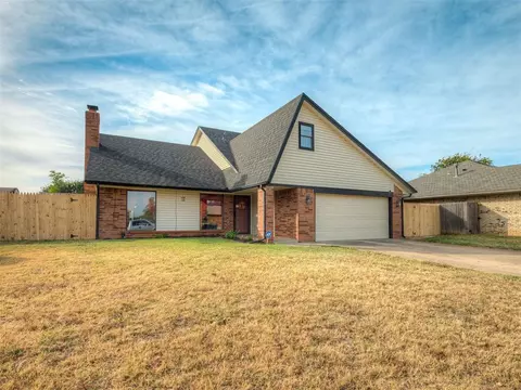 8304 NW 116th St, Oklahoma City, OK 73162