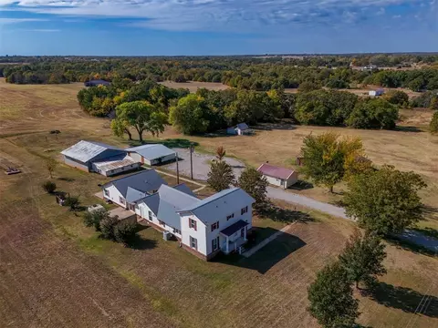 38495 New Hope Rd, Tecumseh, OK 74873