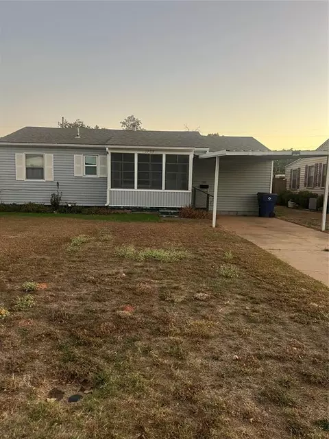 1209 California St, Chickasha, OK 73018