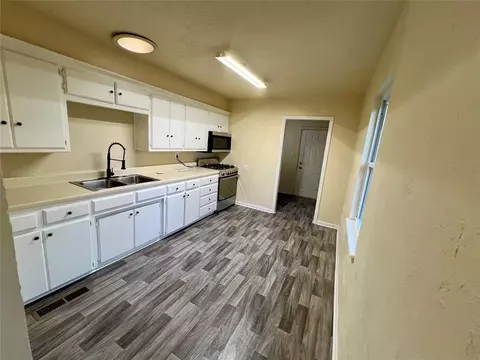 4903 Able St, Spencer, OK 73084 photo 8