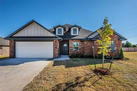 4501 Black Mesa Ln, Yukon, OK 73099