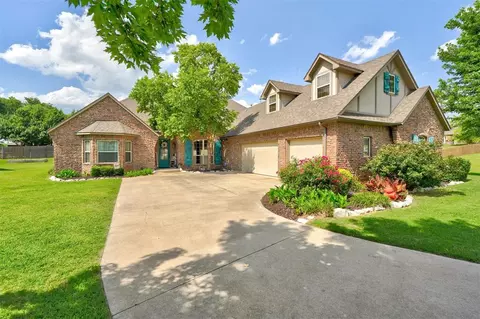 4801 Southcreek Rd, Moore, OK 73165