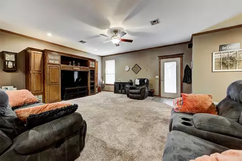 1744 S Dobbs Rd, Harrah, OK 73045 photo 11