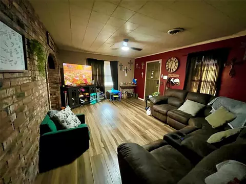 217 I St, Ringling, OK 73456 photo 5
